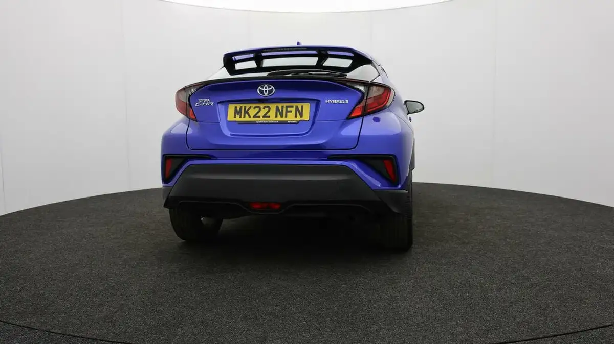 2022-toyota-c-hr-18-vvt-i-icon-big-69