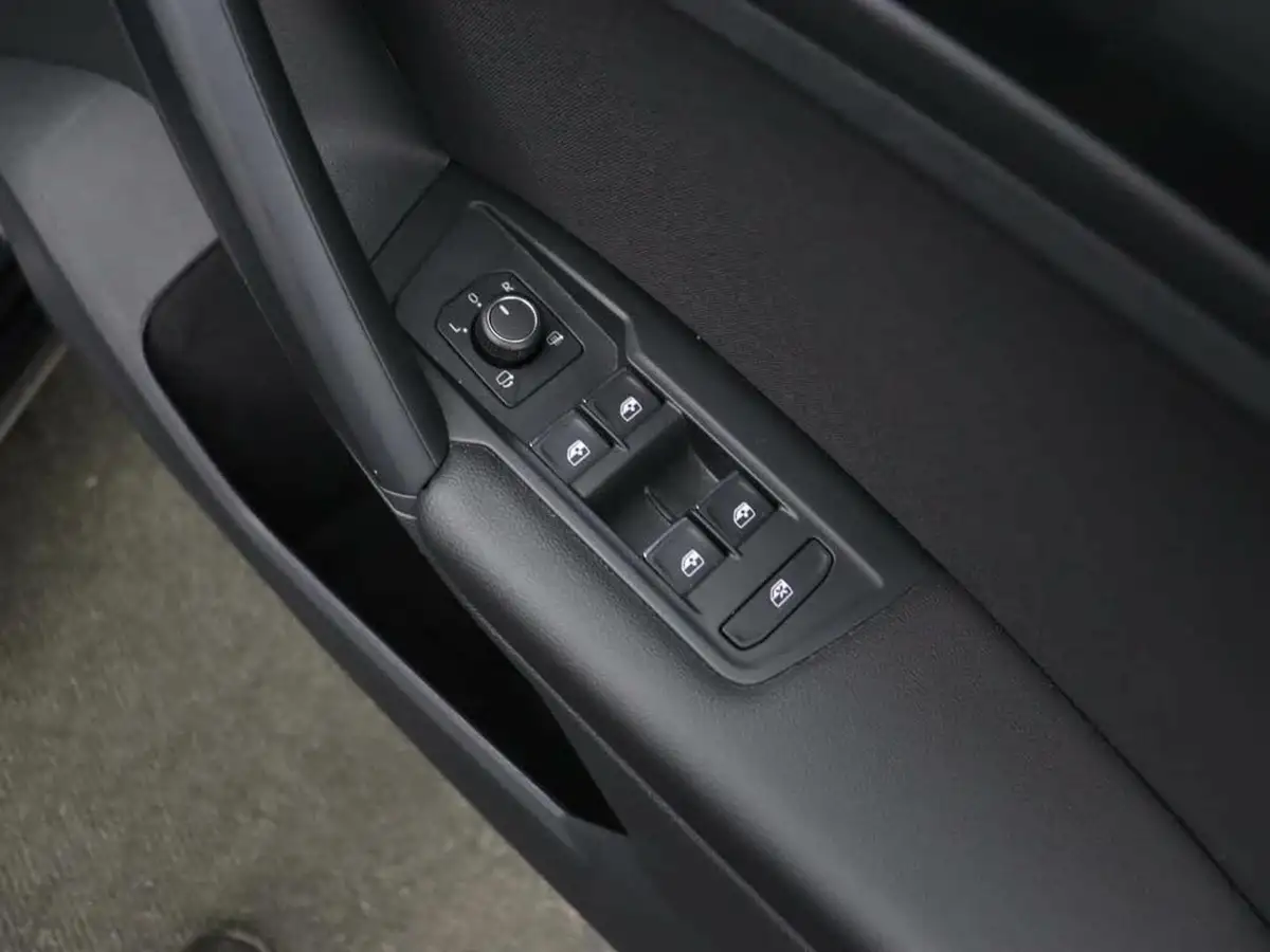 2018-volkswagen-tiguan-20tdi-sel-150ps-ss-dsg-big-13
