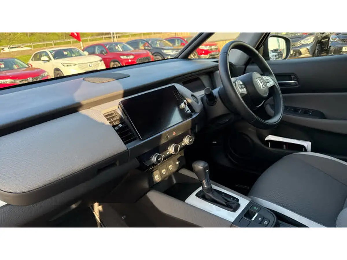 2023-honda-jazz-15-i-mmd-crosstar-ex-big-1