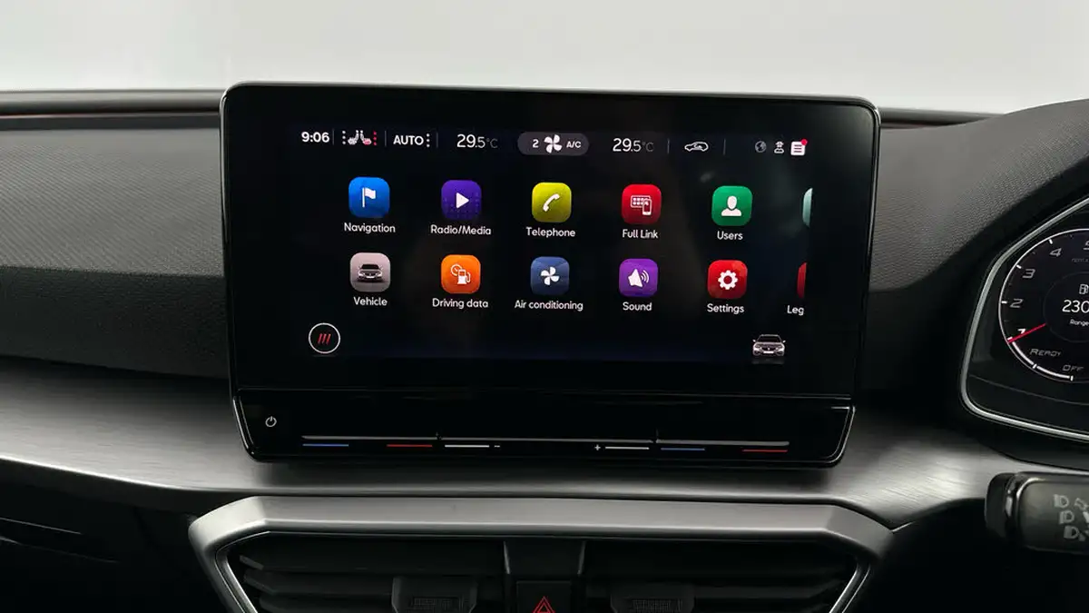 2021-seat-leon-15-tsi-evo-fr-sport-130ps-estate-big-11