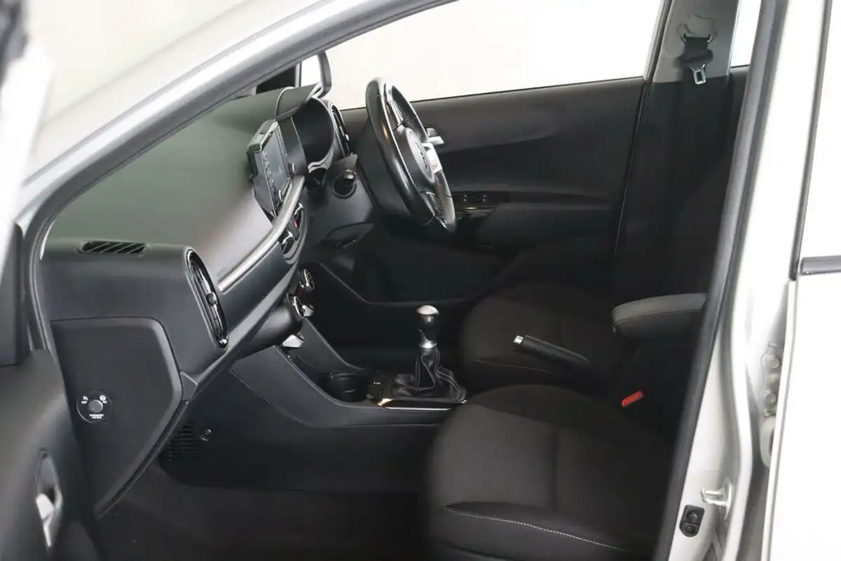 2020-kia-picanto-125-3-big-10