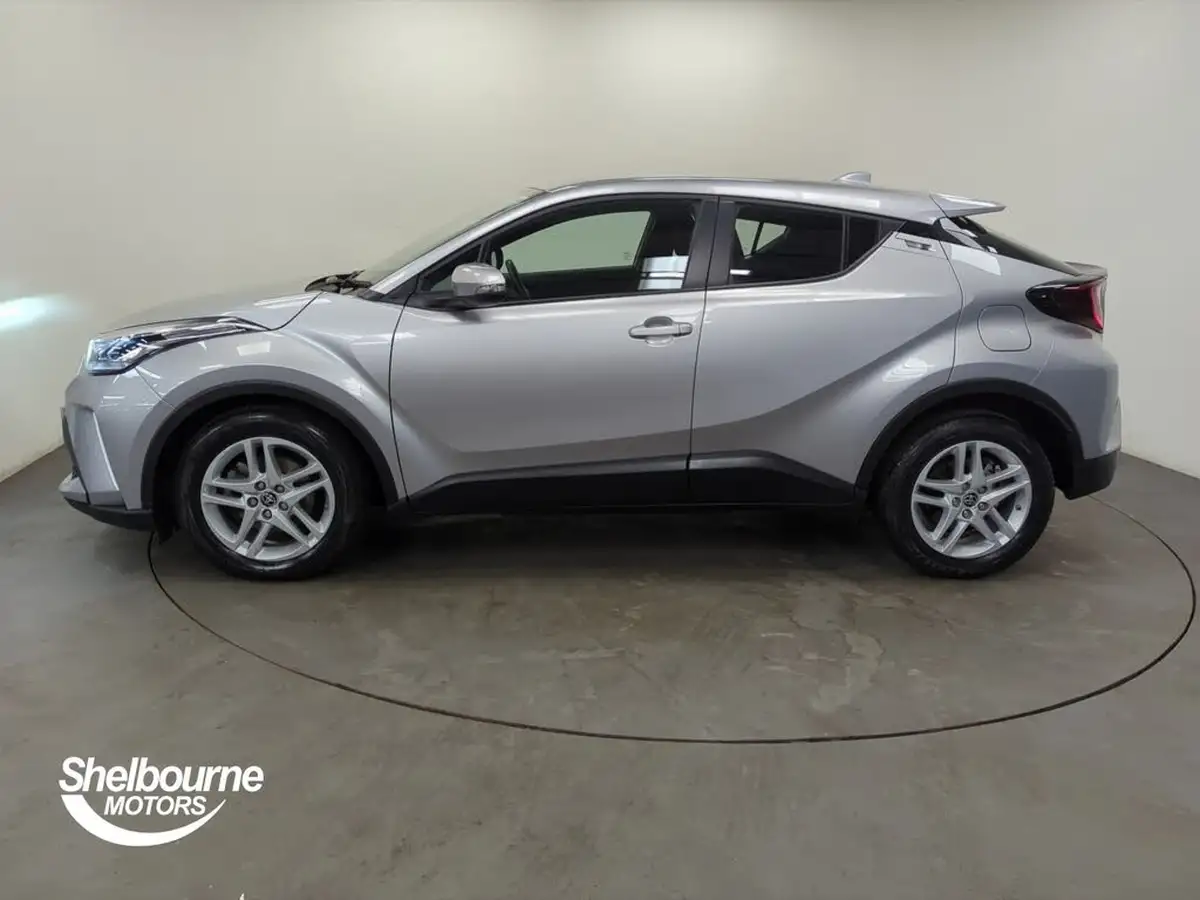 2022-toyota-c-hr-18-vvt-i-icon-big-14