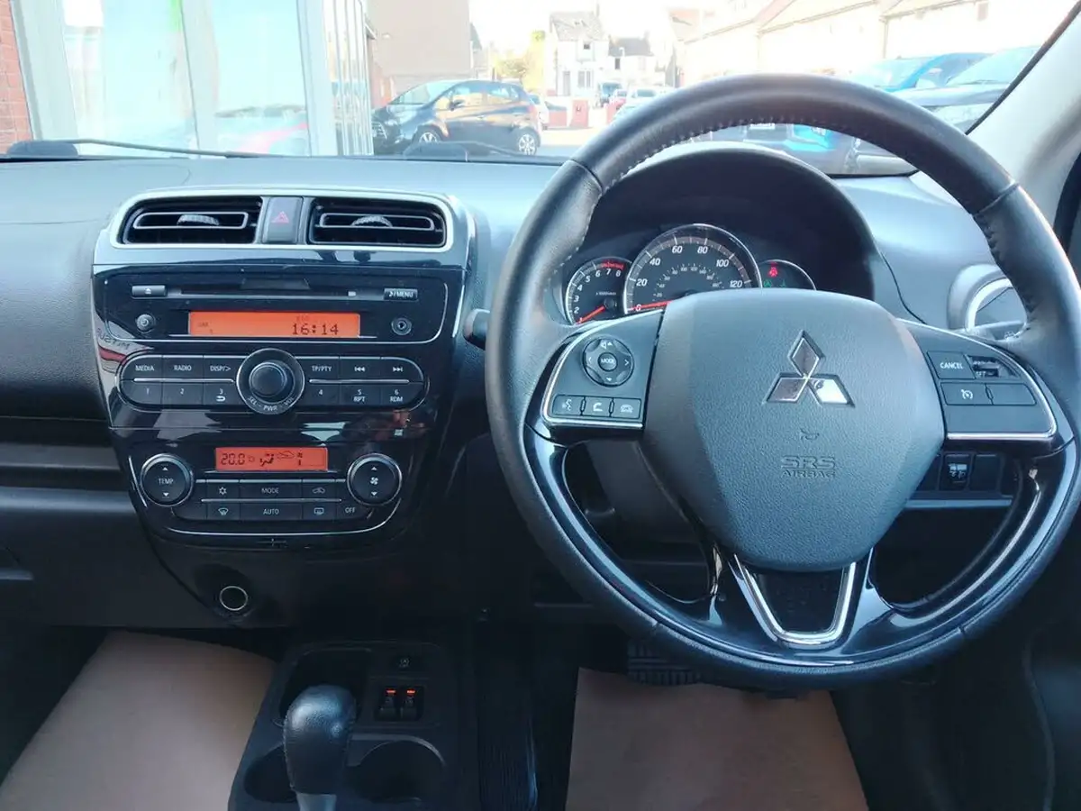 2017-mitsubishi-mirage-12-juro-cvt-big-28