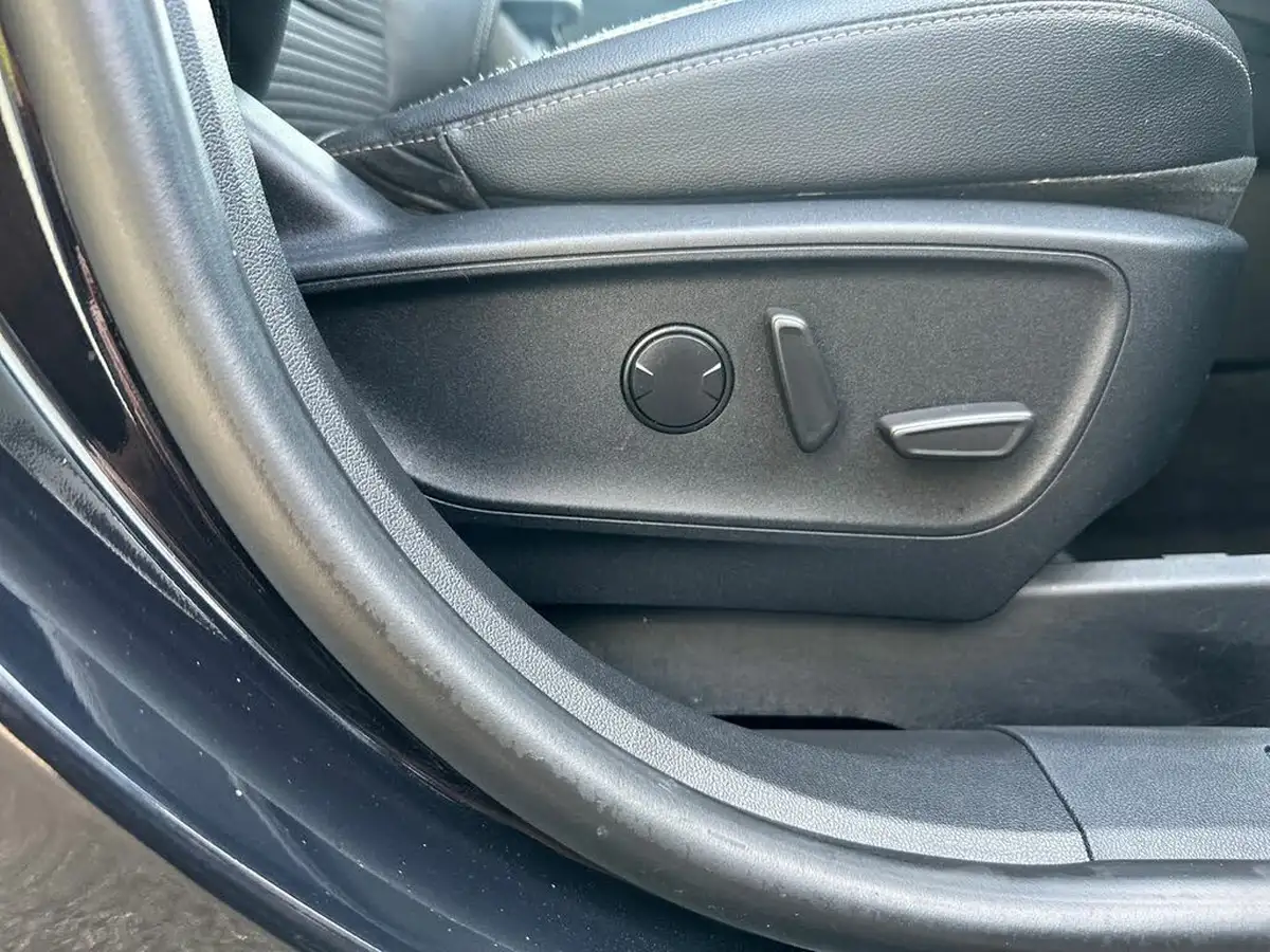 2022-ford-kuga-15-titanium-edition-auto-big-29