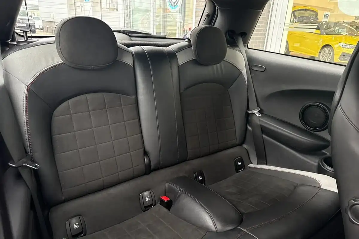 2021-mini-cooper-20-cooper-s-sport-hatchback-3d-auto-big-13