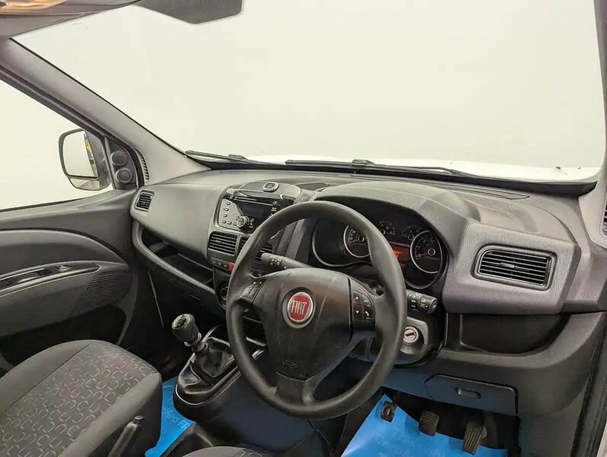 2021-fiat-doblo-cargo-16td-l2h1-maxi-tecnico-120bhpeu6dt-panel-van-big-16