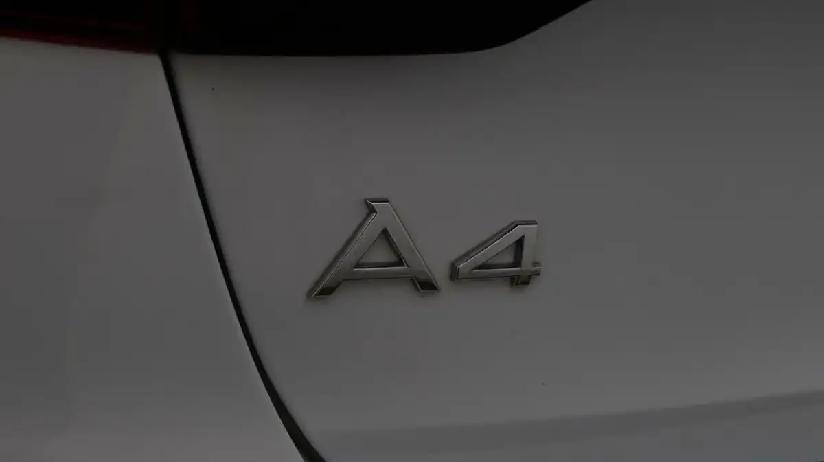 2021-audi-a4-avant-20-30-tdi-sport-edition-big-20