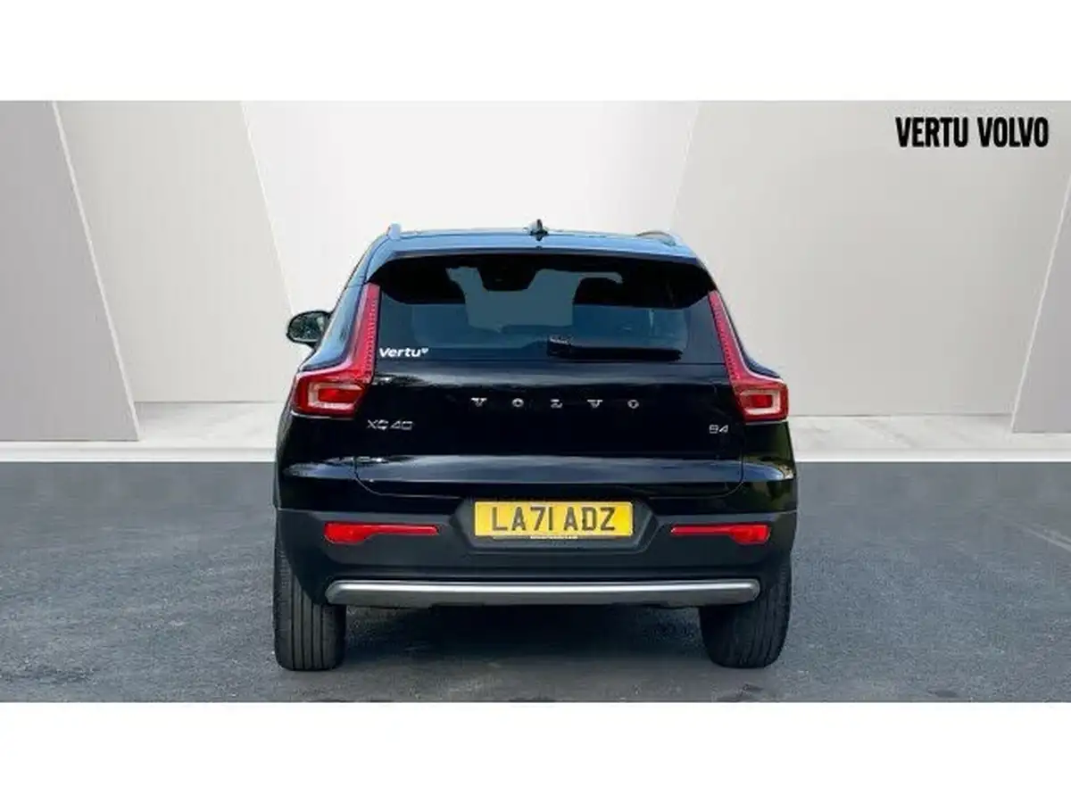 2022-volvo-xc40-20-b4-inscription-pro-big-12