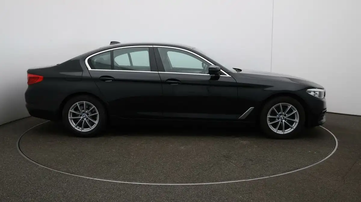 2020-bmw-5-series-20td-520d-se-190ps-saloon-4d-big-42