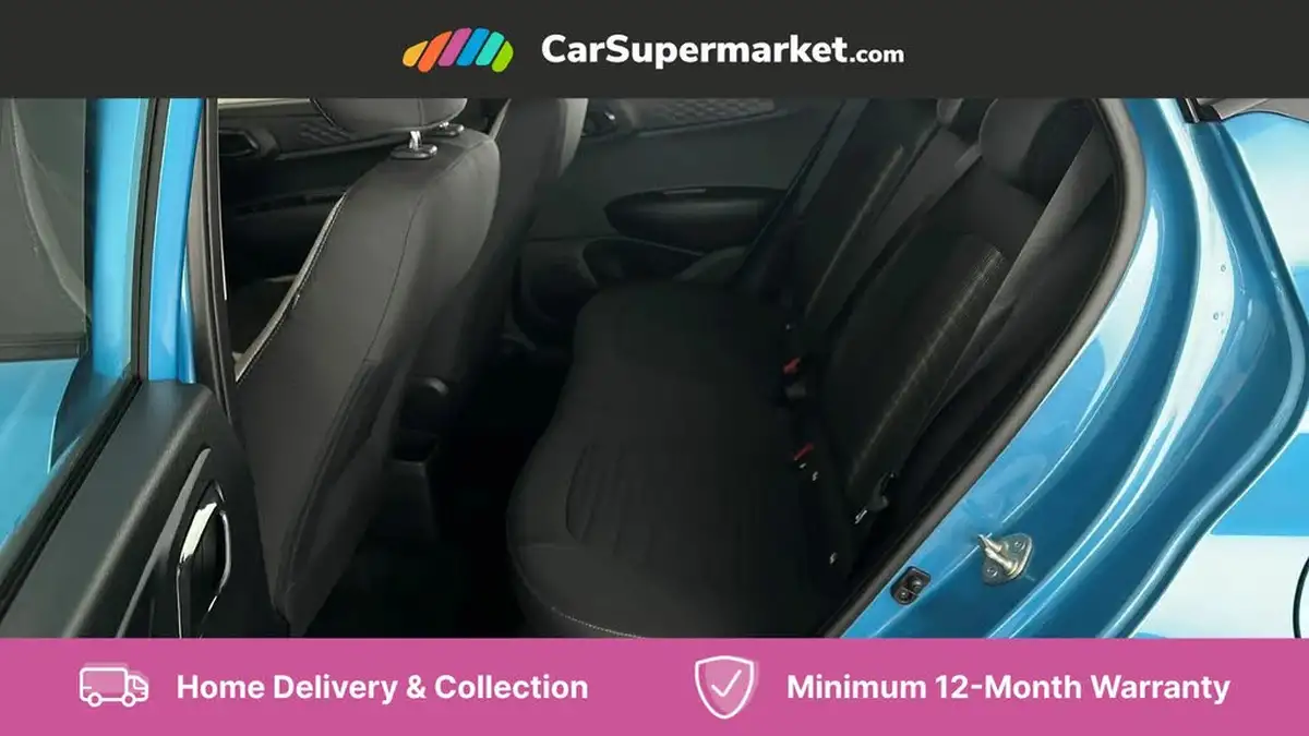 2022-hyundai-i10-12-se-connect-big-17