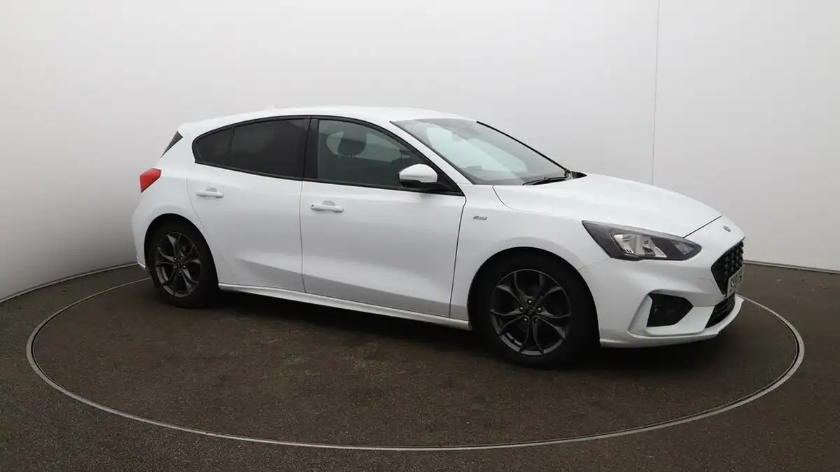 2019-ford-focus-10t-st-line-ss-hatchback-big-37