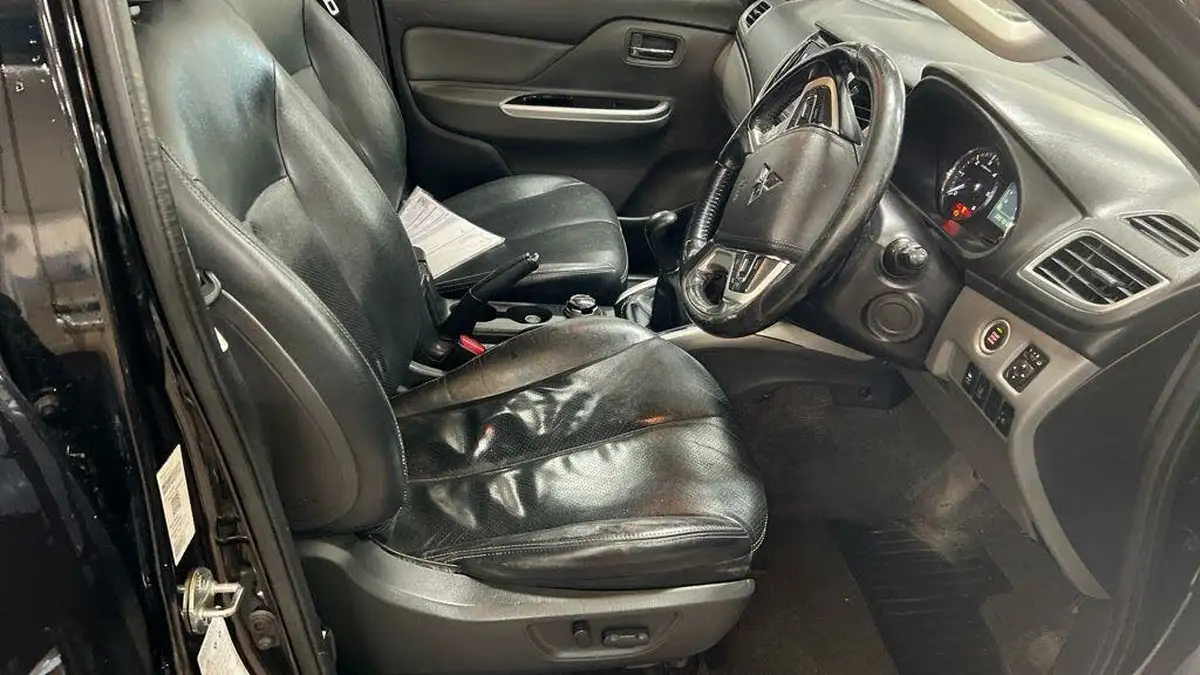 2019-mitsubishi-l200-24di-d-warrior-eu6b-big-4