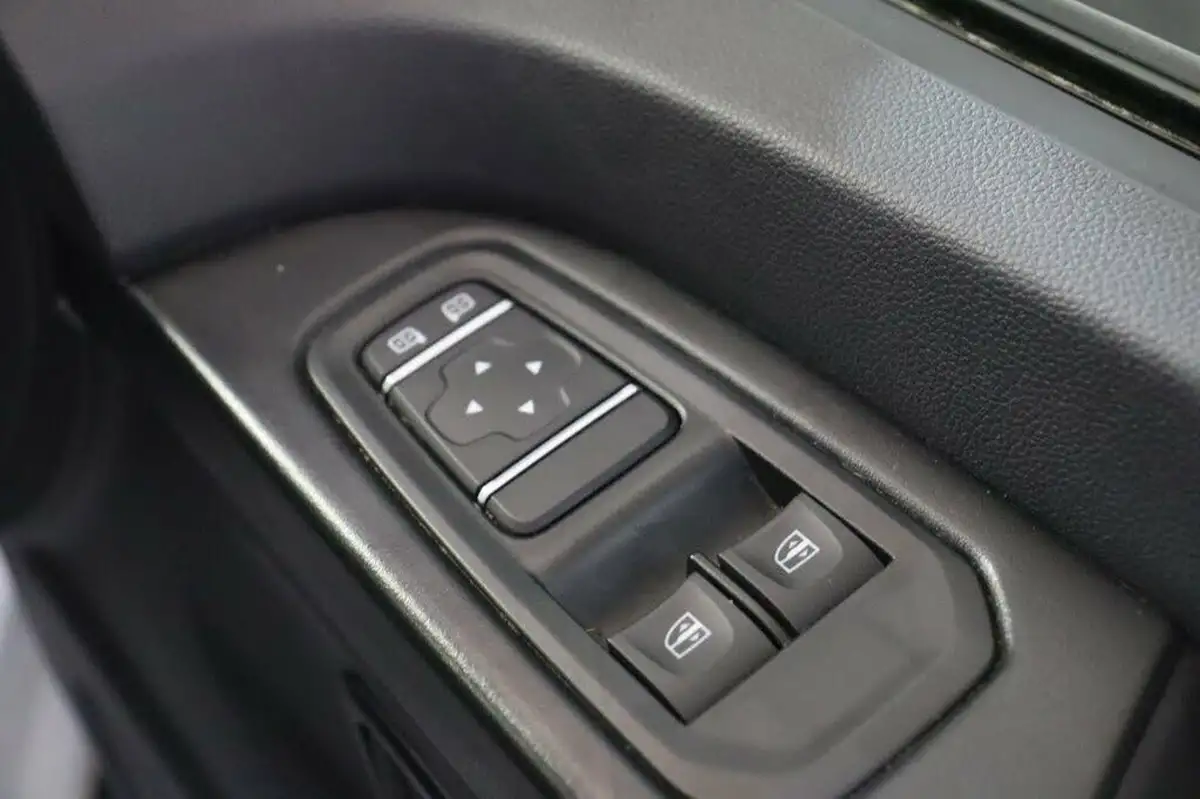 2023-nissan-primastar-20dci-acenta-30-l1h1-110pseu6d-panel-big-11