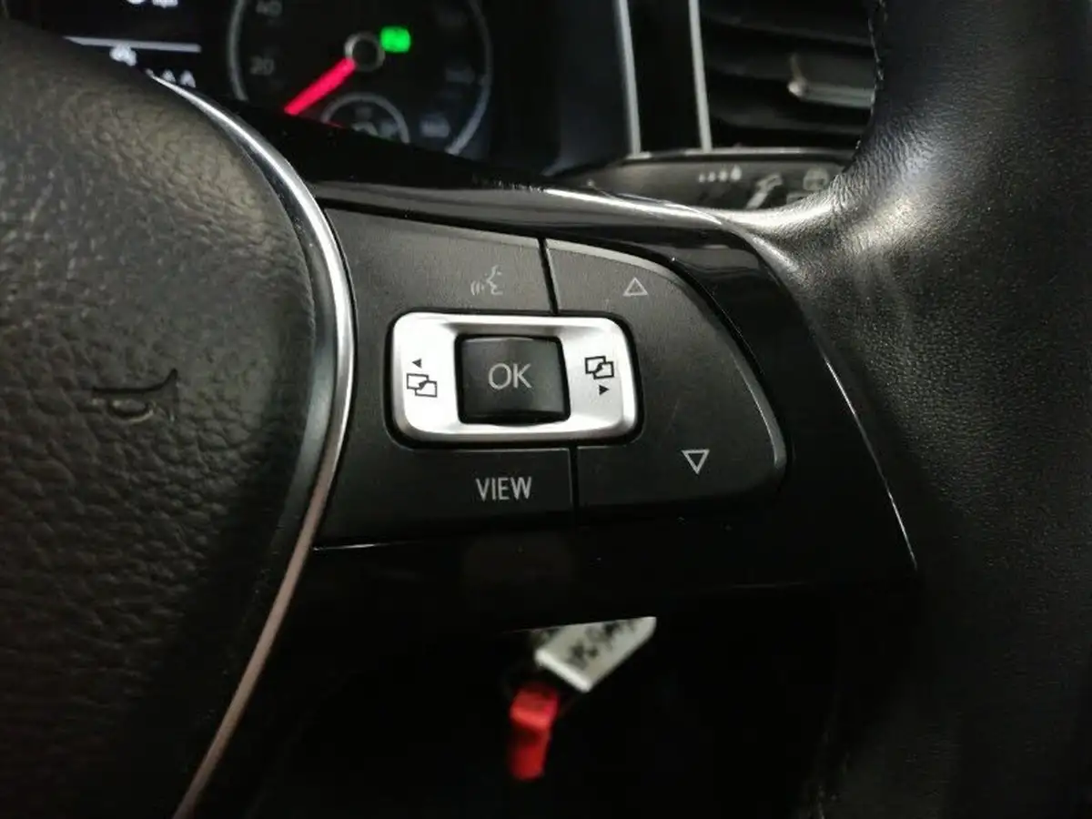 2019-volkswagen-polo-10-tsi-sel-dsg-big-13