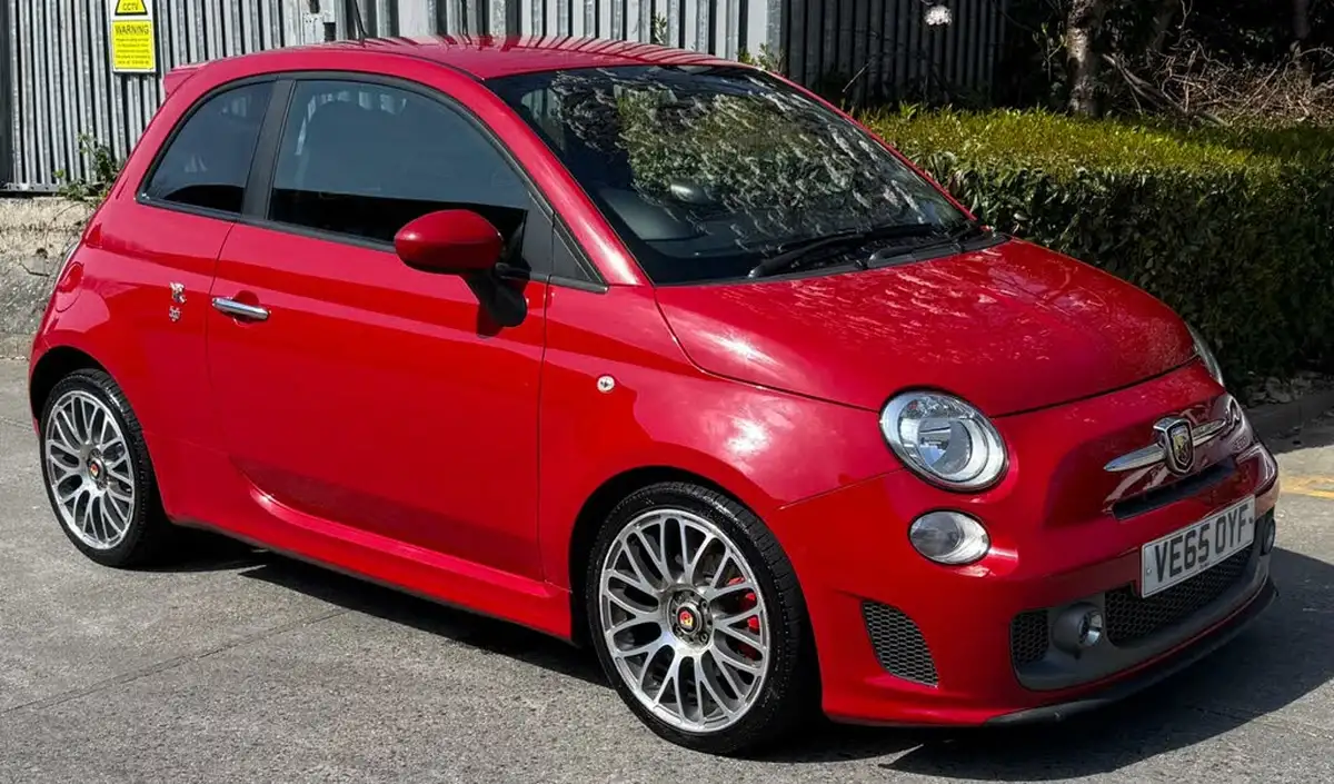 2016-abarth-500-14-tjet-595-turismo-160bhp-big-2