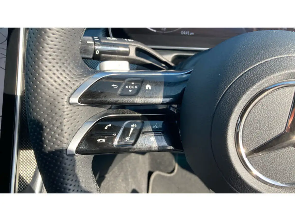 2024-mercedes-benz-c-class-20-c300e-amg-line-big-35