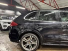 2013-porsche-cayenne-30td-small-20