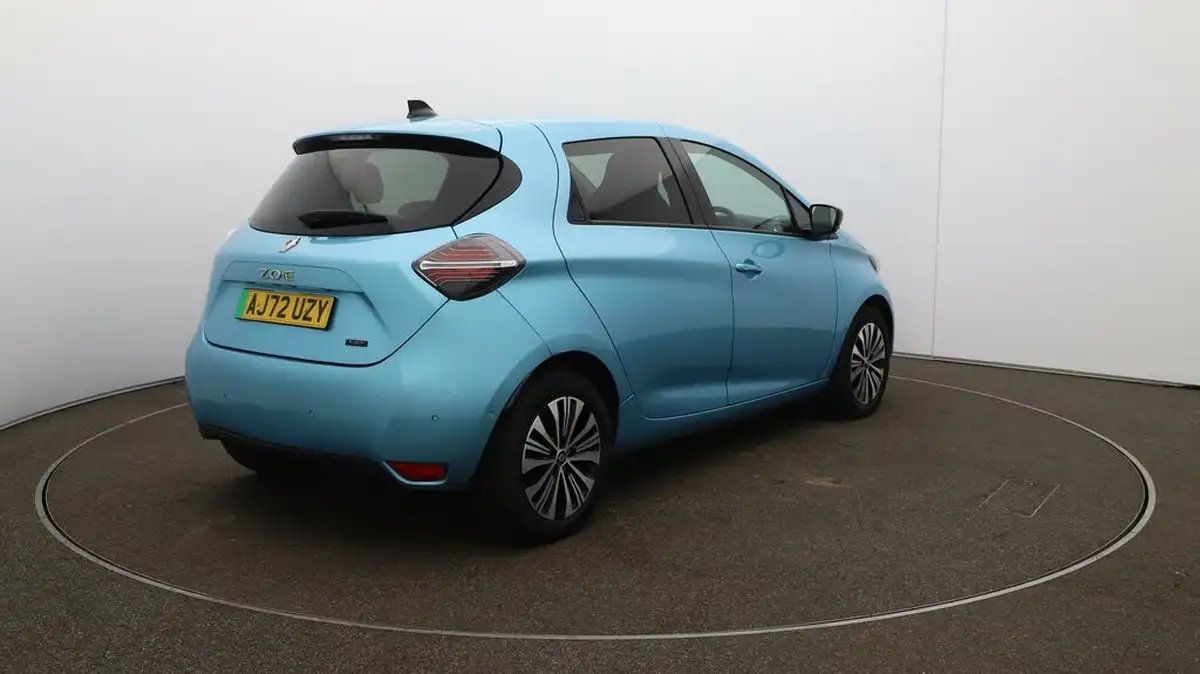 2023-renault-zoe-e-techno-boost-charge-big-7