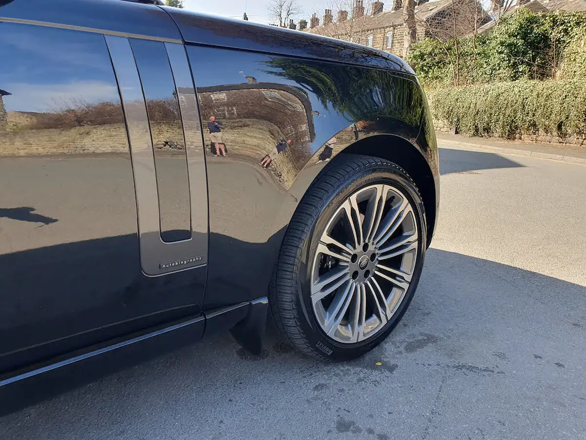 2024-land-rover-range-rover-30-d350-autobiography-big-8