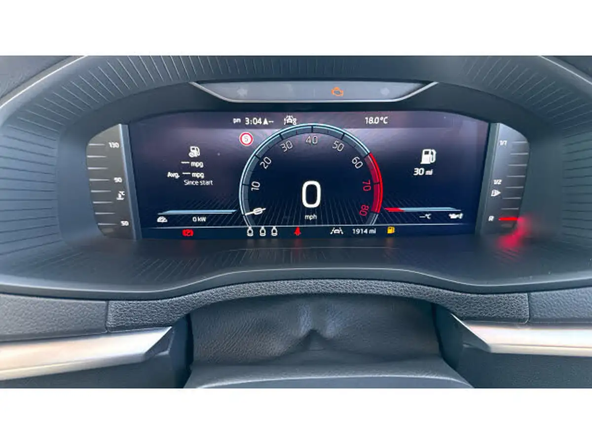 2025-skoda-karoq-15-tsi-se-drive-big-10