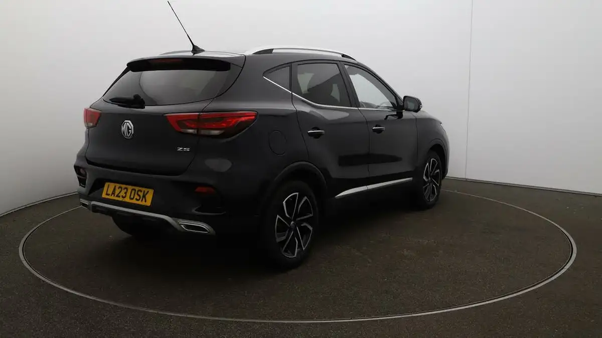 2023-mg-zs-suv-15-vti-tech-exclusive-big-7