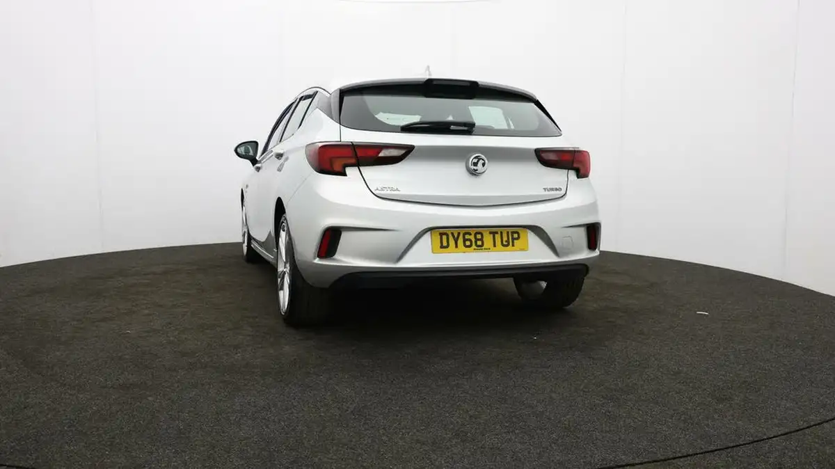 2018-vauxhall-astra-14i-16v-turbo-sri-vx-line-nav-big-73
