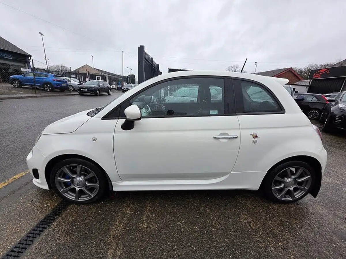 2016-abarth-500-14-tjet-595-big-3