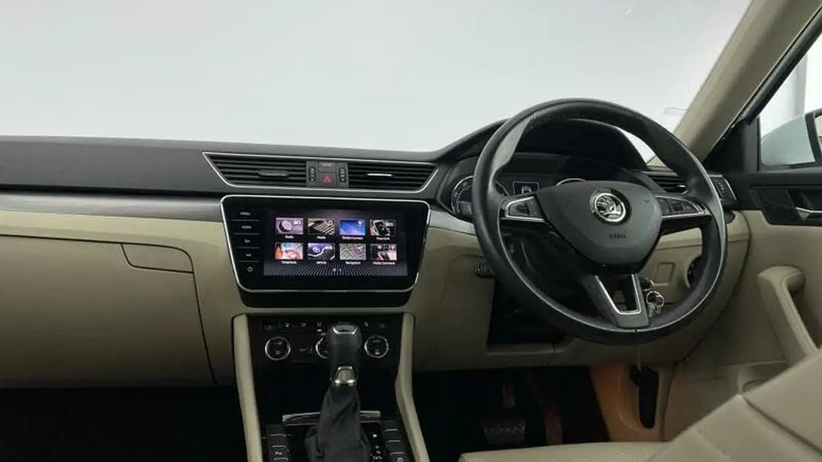 2017-skoda-superb-14-tsi-act-se-l-executive-hatchback-dsg-big-28