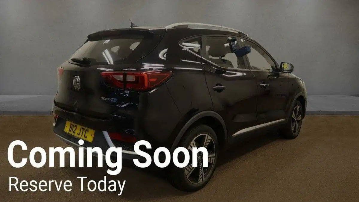2020-mg-zs-suv-e-exclusive-ev-big-5