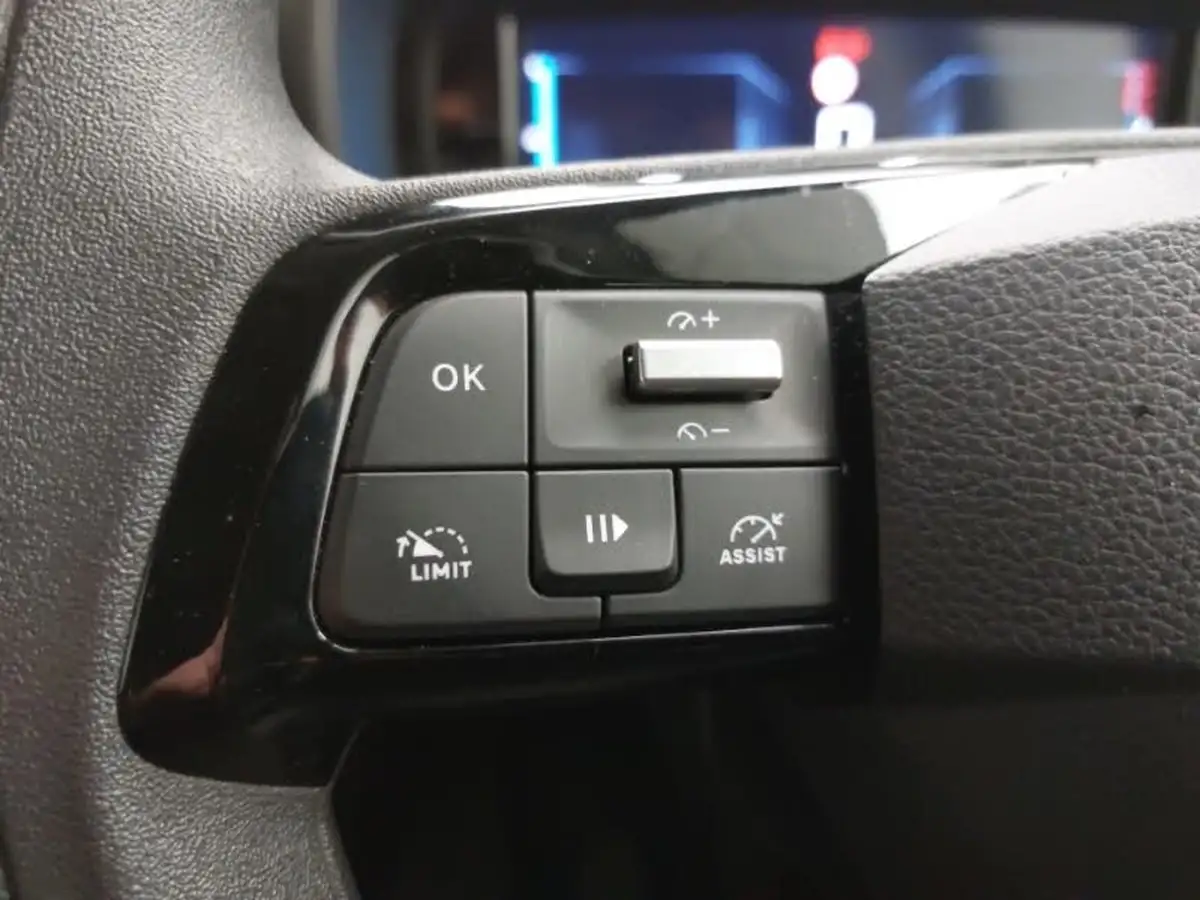 2024-citroen-berlingo-15-bluehdi-m-enterprise-100pseu6e-big-16