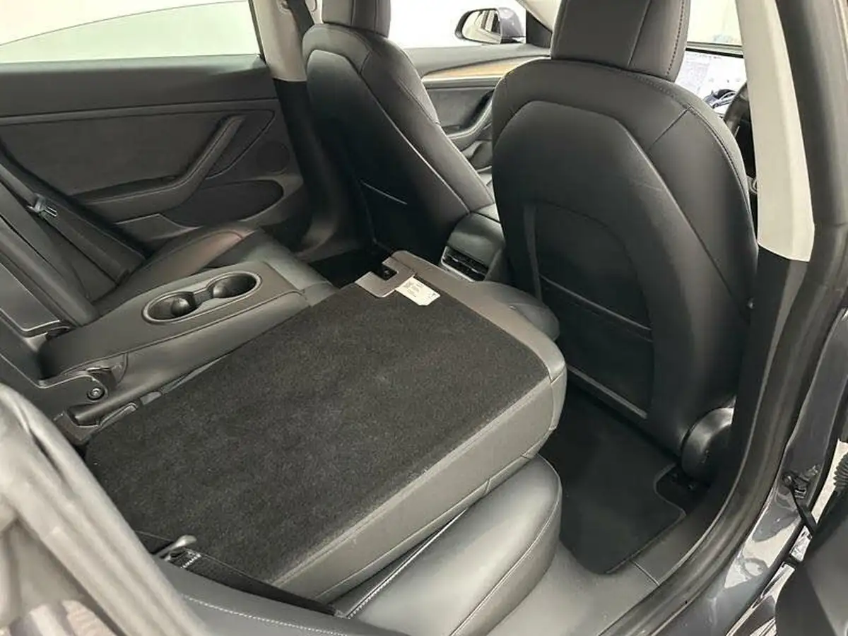2021-tesla-model-3-e-long-range-4x4-big-36