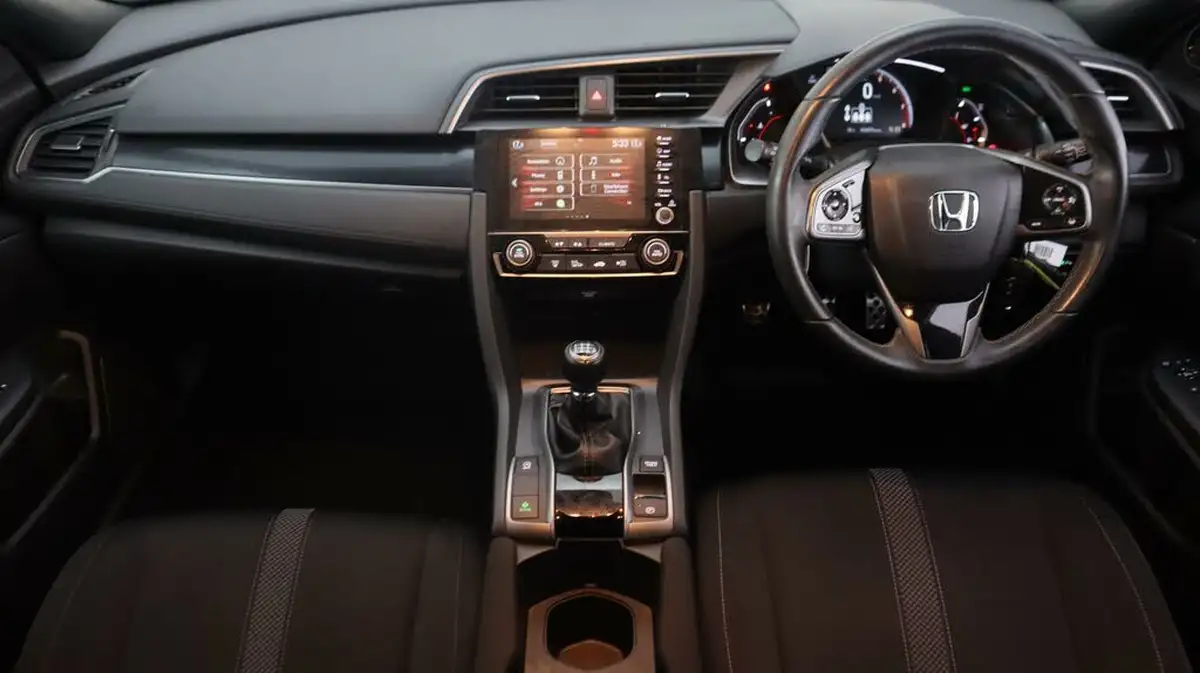 2021-honda-civic-15-vtec-turbo-sport-ss-big-13
