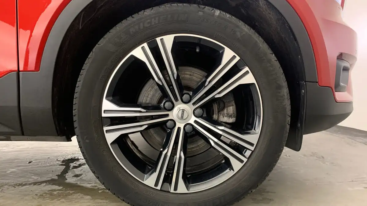 2020-volvo-xc40-20-b4-inscription-pro-big-16