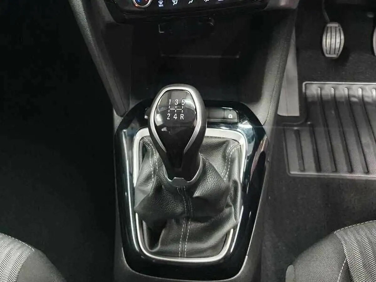 2020-vauxhall-corsa-12i-se-big-18