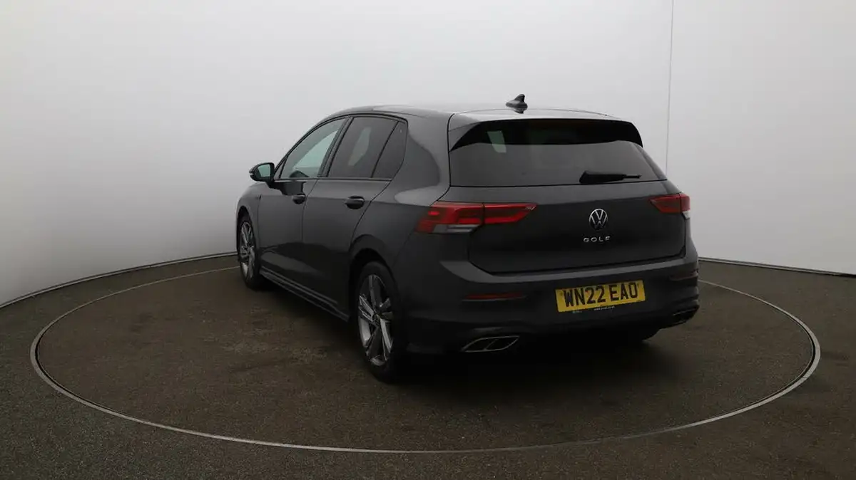 2022-volkswagen-golf-15-tsi-r-line-150ps-hatchback-big-55