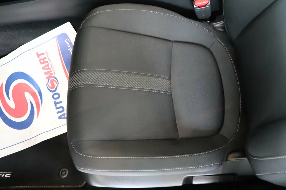 2017-honda-civic-10-vtec-turbo-sr-cvt-big-34