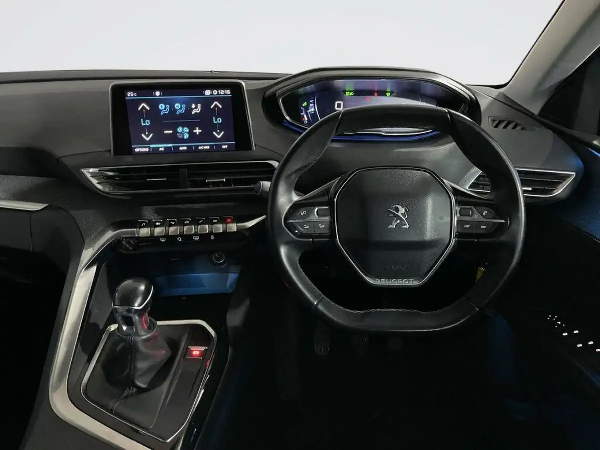 2017-peugeot-3008-suv-12-puretech-allure-big-13