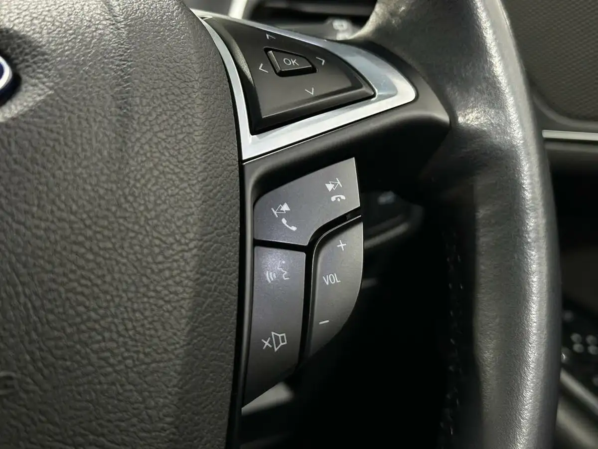 2017-ford-edge-20tdci-sport-180ps-lux-pack-big-13