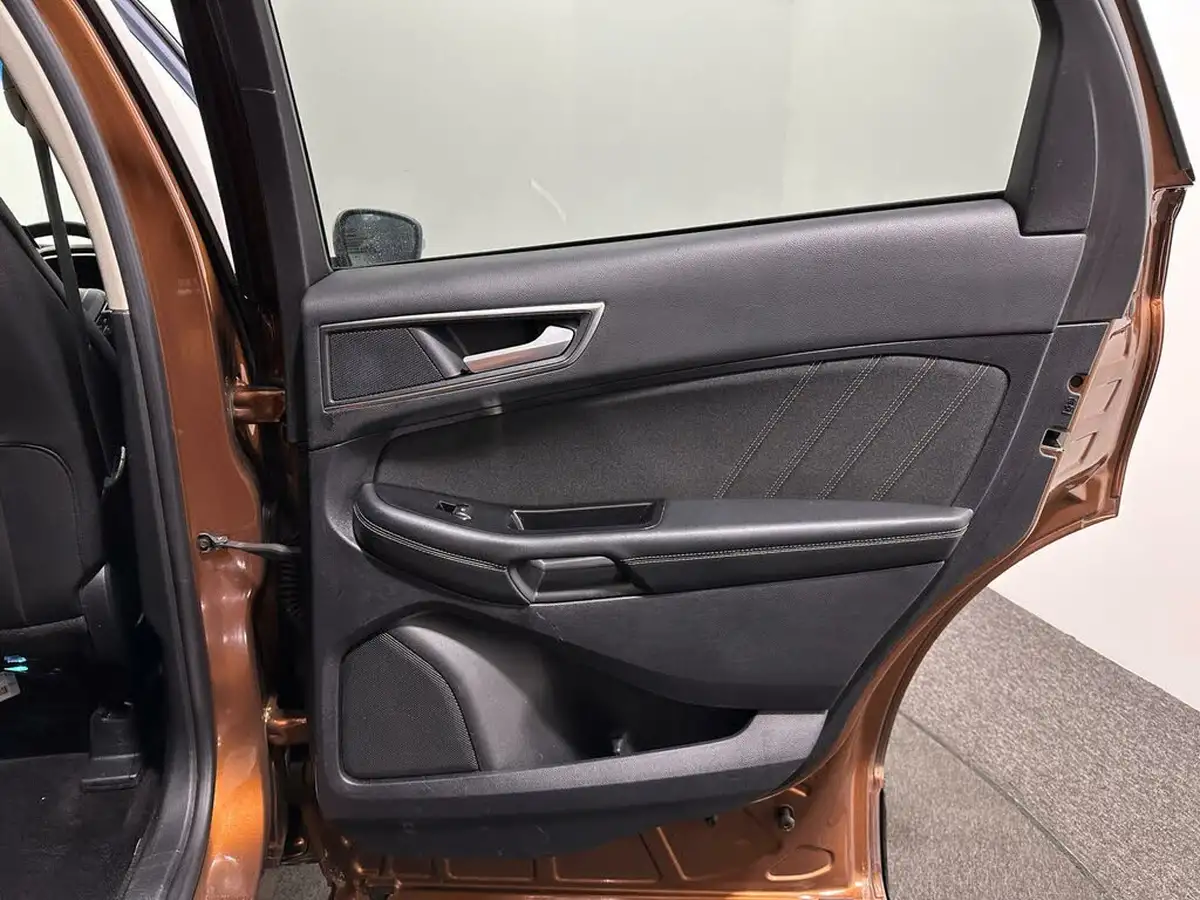 2017-ford-edge-20tdci-sport-180ps-lux-pack-big-37