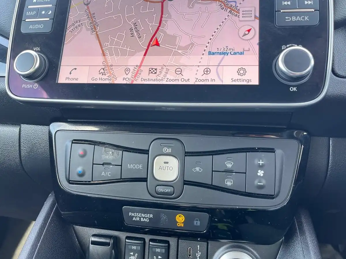 2023-nissan-leaf-e-n-connecta-39kwh-big-27