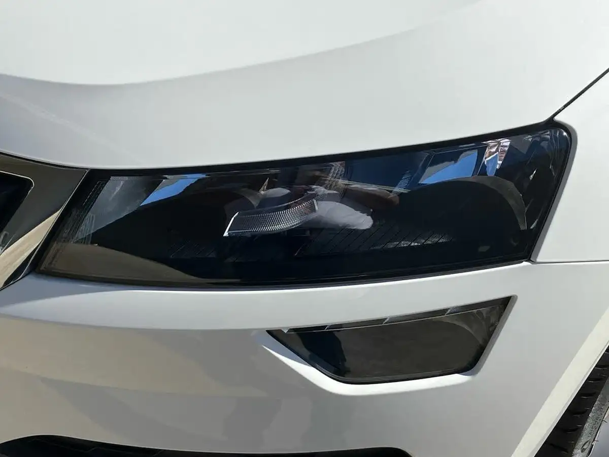 2020-skoda-karoq-10-tsi-se-115ps-big-12