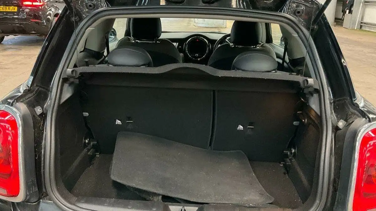 2016-mini-cooper-15-cooper-ss-hatchback-3d-big-4