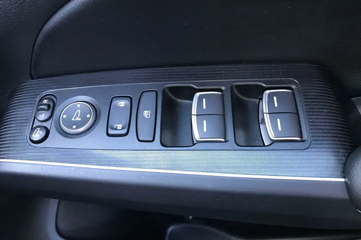 2022-honda-civic-20-i-mmd-advance-big-18