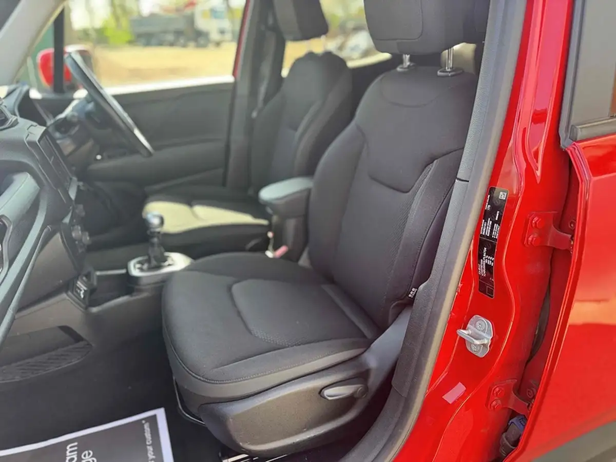 2020-jeep-renegade-10-gse-night-eagle-big-16