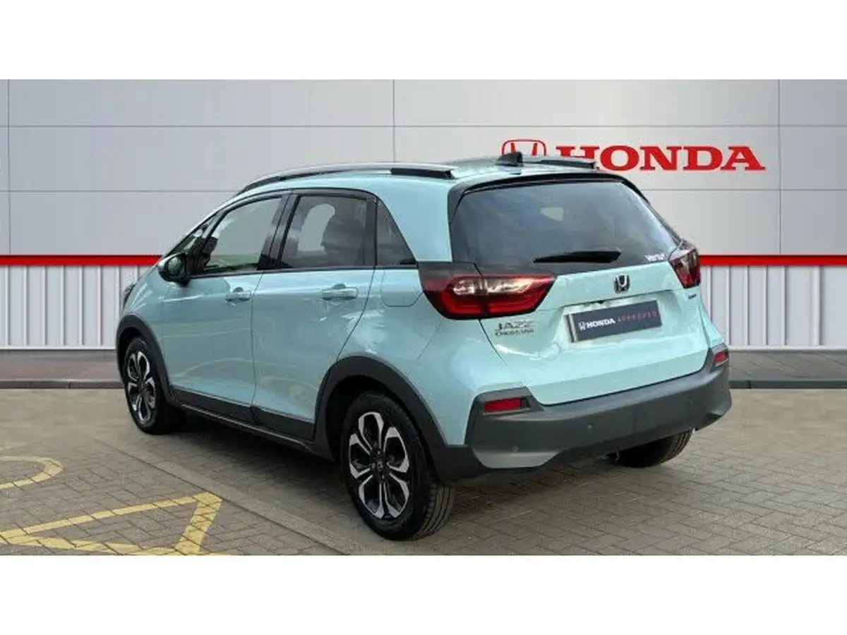 2021-honda-jazz-15-i-mmd-crosstar-ex-107ps-big-2