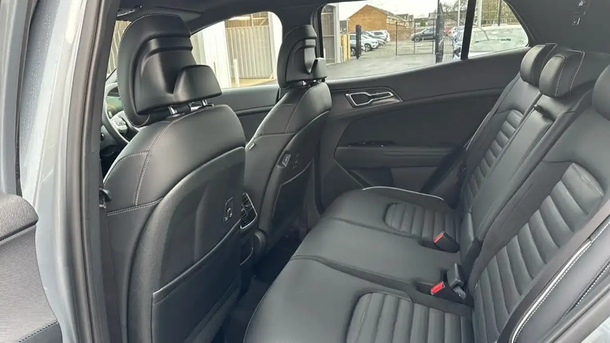 2025-kia-sportage-16-t-gdi-gt-line-s-207bhp-hev-auto-big-8