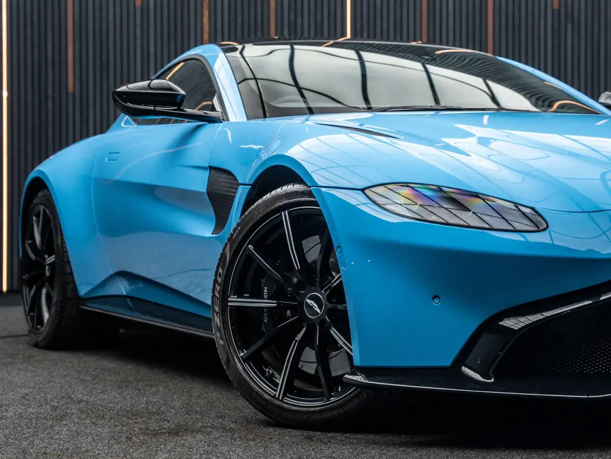2020-aston-martin-vantage-40-v8-vantage-coupe-auto-big-6