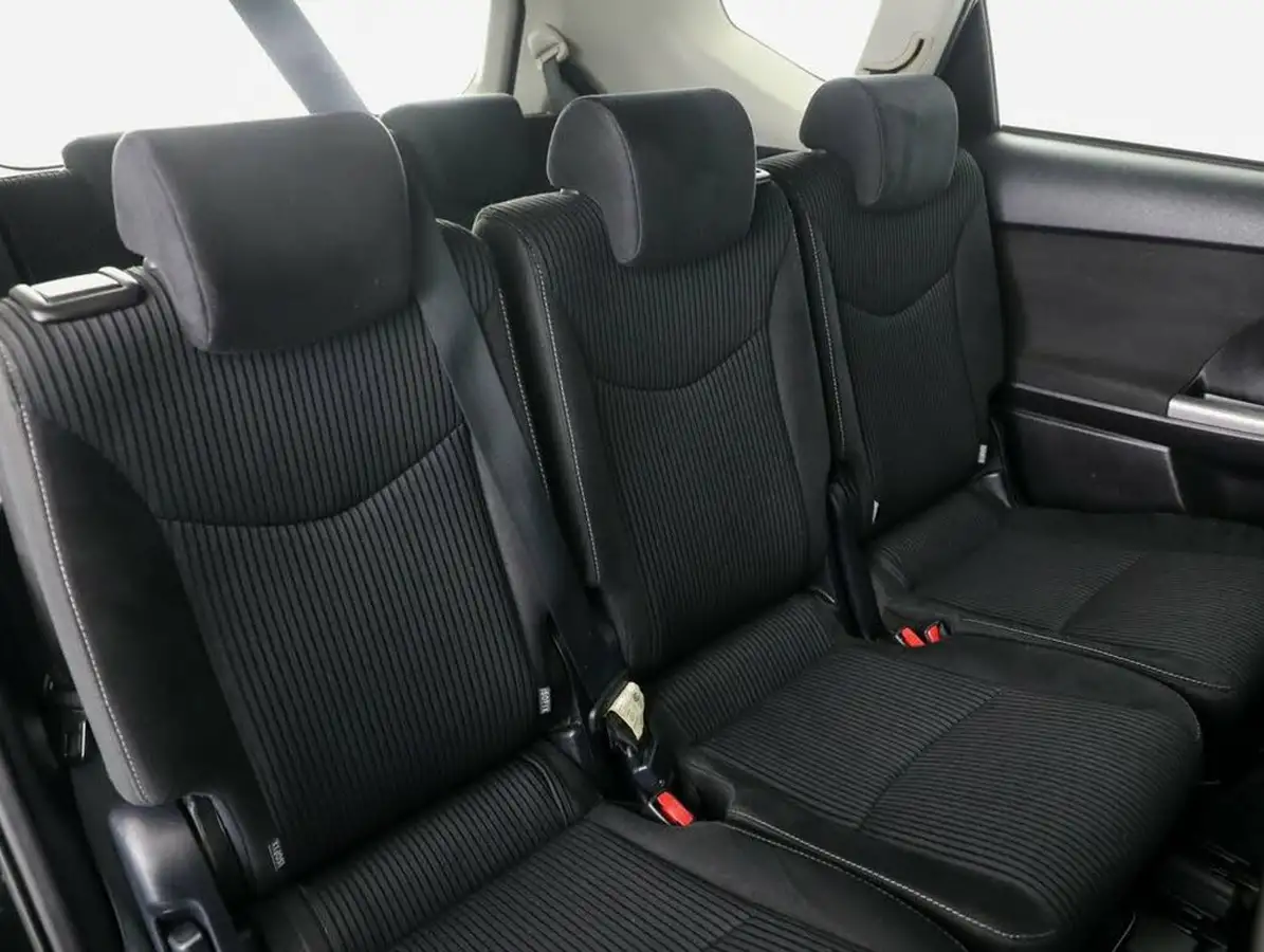 2019-toyota-prius-18-vvt-i-icon-ss-big-22