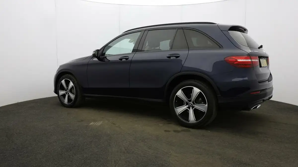 2018-mercedes-benz-glc-class-21d-glc220d-urban-edition-big-57