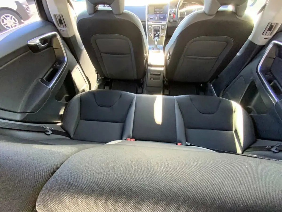 2013-volvo-xc60-24td-d4-se-163ps-geartronic-big-26